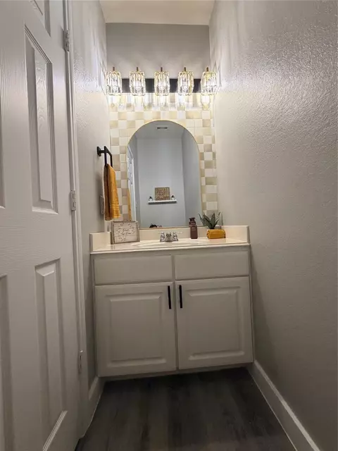 Bath - 3226 Dappled Vale Trl, Spring, TX 77373 photo 5 of 6