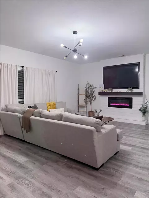 Living - 3226 Dappled Vale Trl, Spring, TX 77373 photo 3 of 5