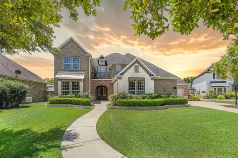 32210 Waterford Crest Ln, Fulshear, TX 77441