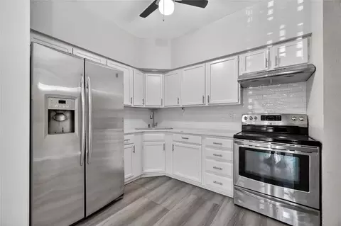 9803 Club Creek Dr #169, Houston, TX 77036