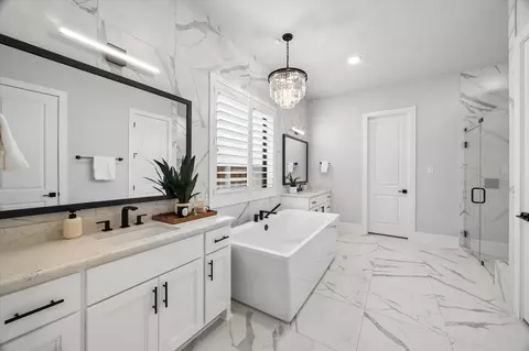 Bath - 27720 Hazelbrook Ln, Spring, TX 77386 photo 1 of 6