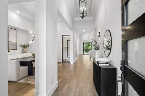 Entry Way - 27720 Hazelbrook Ln, Spring, TX 77386 photo 1 of 5
