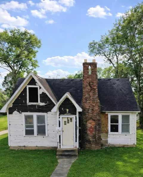 507 Merchant St, El Campo, TX 77437