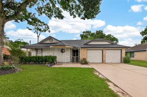 13726 Eastbourne Dr, Houston, TX 77034
