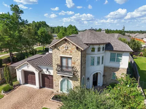 94 Oak Estates Dr, Conroe, TX 77384 photo 1