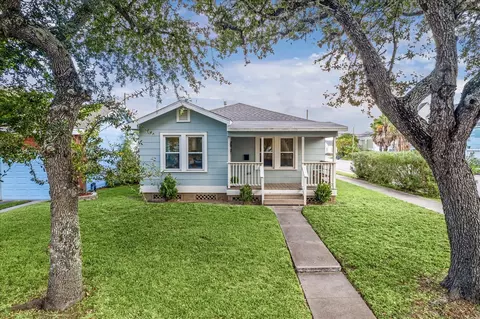 4102 Avenue M 12, Galveston, TX 77550