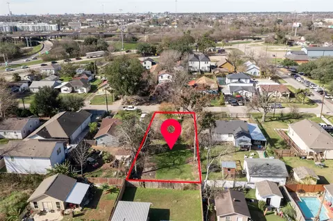 6222 Kirkwood St, Houston, TX 77022