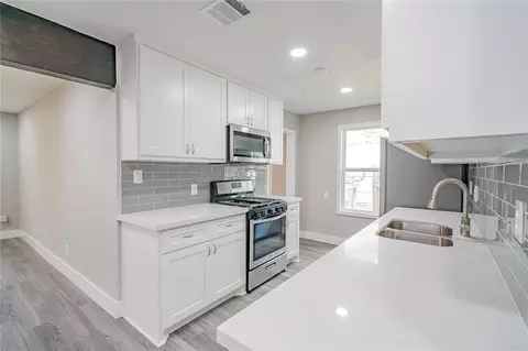 5718 Cherry, Houston, TX 77026