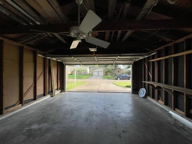 15714 Echo Hill Dr, Houston, TX 77059