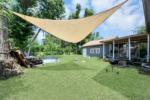 Exterior - 1806 Miami Rd, Pasadena, TX 77502 photo 6 of 12