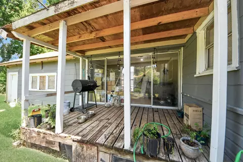 Exterior - 1806 Miami Rd, Pasadena, TX 77502 photo 9 of 12
