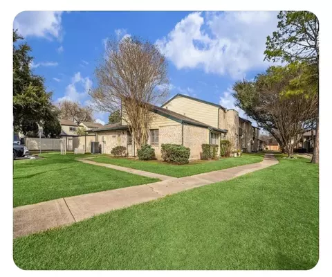 7016 S Dairy Ashford Rd, Houston, TX 77072