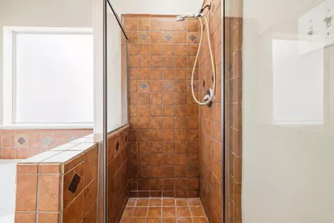 Bath - 22519 Spring Crossing Dr, Spring, TX 77373 photo 5 of 7