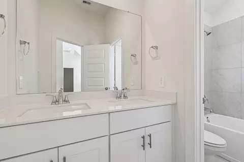 Bath - 2118 Rawls Ranch Dr, Conroe, TX 77301 photo 5 of 5