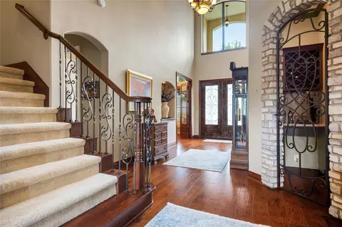Entry Way - 6119 Lofty Ln, Spring, TX 77379 photo 2 of 5