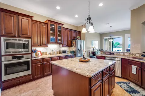 Kitchen - 6119 Lofty Ln, Spring, TX 77379 photo 2 of 4