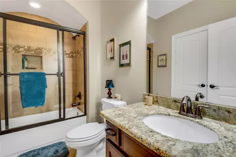Bath - 6119 Lofty Ln, Spring, TX 77379 photo 4 of 4