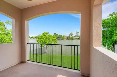 Exterior - 6119 Lofty Ln, Spring, TX 77379 photo 6 of 7