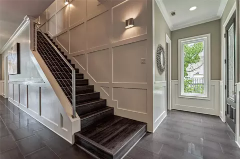 Entry Way - 9943 Pebble View Ct, Conroe, TX 77304 photo 1 of 3