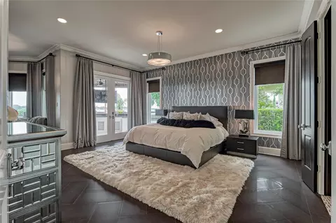 Bedroom - 9943 Pebble View Ct, Conroe, TX 77304 photo 1 of 5