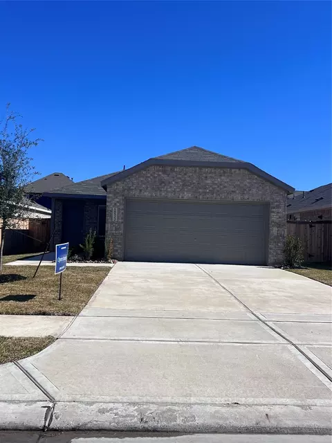 9239 Lowan Terrace Dr, Baytown, TX 77521