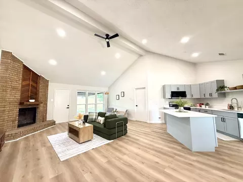 219 Shenandoah Dr, Richmond, TX 77469