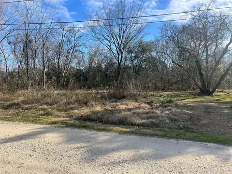 7603 Jordan Rd, Hitchcock, TX 77563