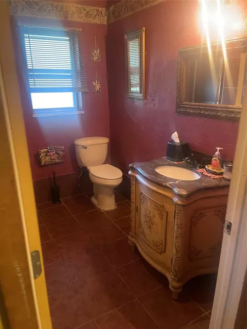 Bath - 5335 Pine Burr Blvd, Beaumont, TX 77708 photo 1 of 1