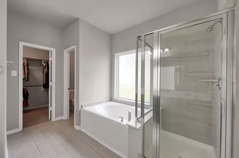 Bath - 29211 Sequoia Tree Trl, Spring, TX 77386 photo 2 of 3