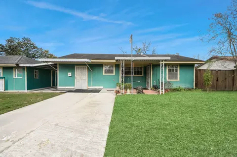 9701 Foredale St, Houston, TX 77075