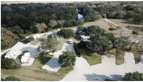 2165 County Road 457, La Ward, TX 77970