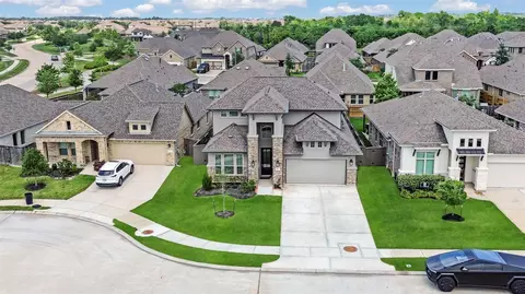 4905 Finns Landing St, League City, TX 77573