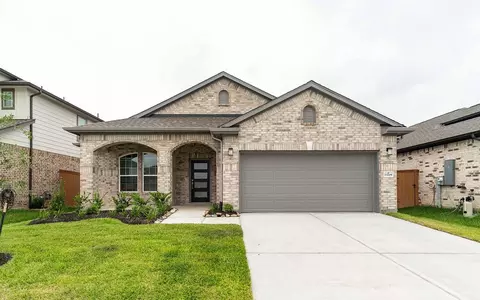 13709 Seneca Lake Dr, La Marque, TX 77568
