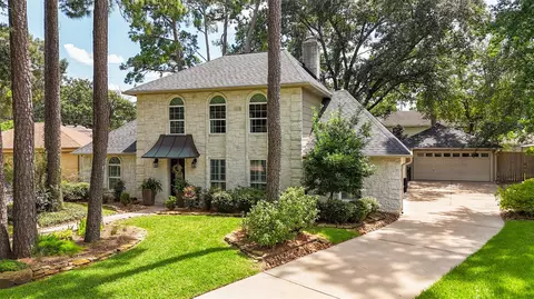11731 Pebbleton Dr, Houston, TX 77070