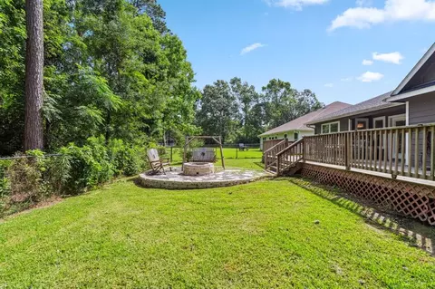Exterior - 129 Bridgepoint, Onalaska, TX 77360 photo 4 of 7
