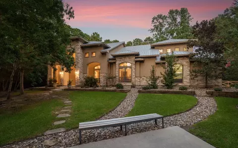 37372 Masters Cir, Magnolia, TX 77355
