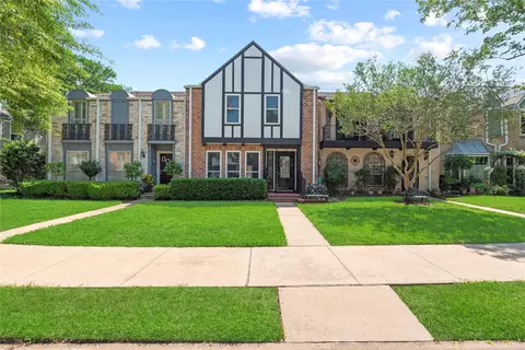 1310 Country Place Dr, Houston, TX 77079