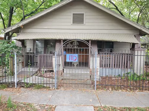 1712 Mckee St, Houston, TX 77009