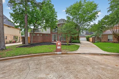 Exterior - 17519 Shelburne Ln, Spring, TX 77379 photo 2 of 4