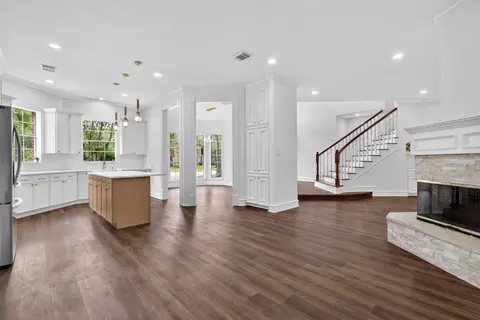 Living - 17519 Shelburne Ln, Spring, TX 77379 photo 1 of 7