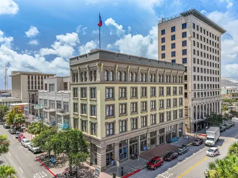 415 22nd St, Galveston, TX 77550