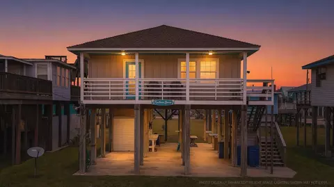 214 Sand Dune Ct, Surfside Beach, TX 77541