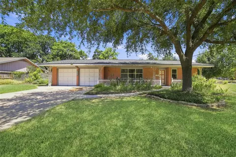 10402 Shadow Wood Dr, Houston, TX 77043
