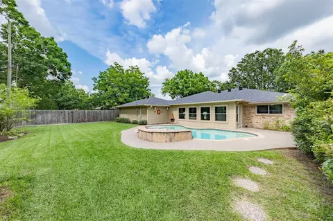 1015 Bluebonnet St, Katy, TX 77493