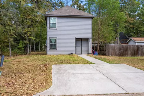 28612 Rantoul Ct, Huntsville, TX 77320