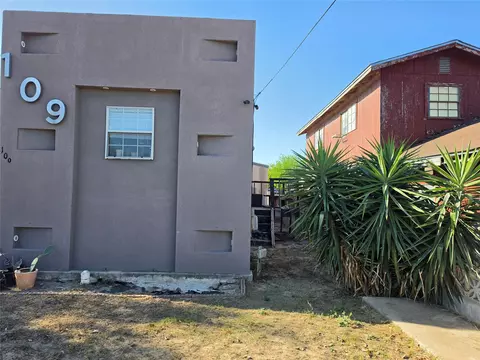 Exterior - 109 Masterson Rd, Laredo, TX 78046 photo 4 of 9