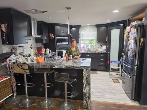 Kitchen - 109 Masterson Rd, Laredo, TX 78046 photo 1 of 3