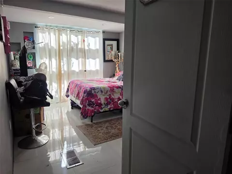 Bedroom - 109 Masterson Rd, Laredo, TX 78046 photo 1 of 4
