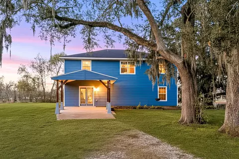 450 N Sunset Blvd, Holiday Lakes, TX 77515