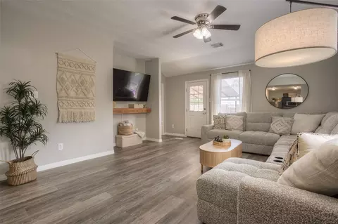 Other - 5049 Willow Point Dr, Conroe, TX 77303 photo 2 of 7